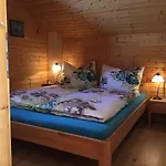 Almhaus Apartment *