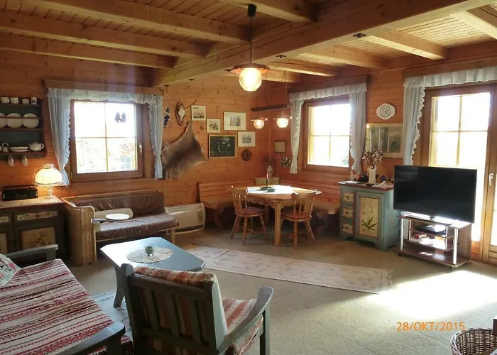 Almhaus * هوتشريندل